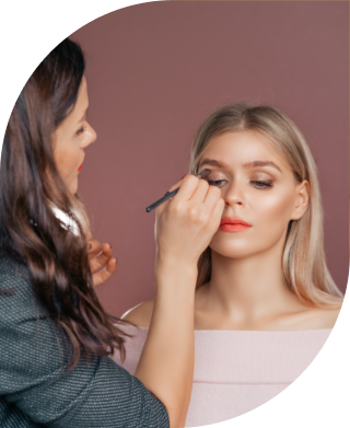 mobile makeup gold coast: beauty and convenience